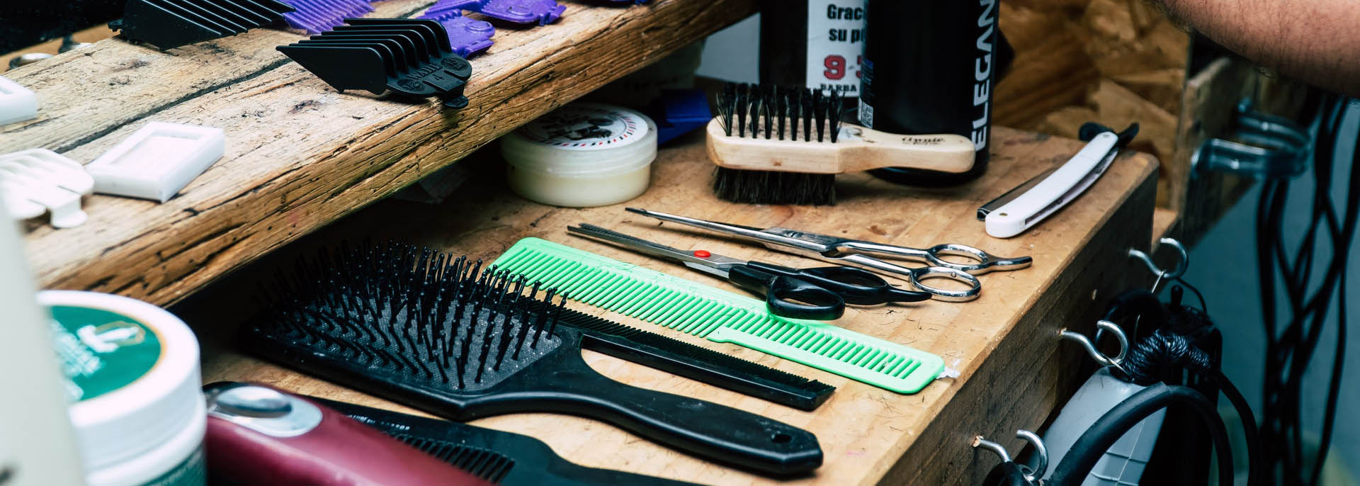 Jons Barbers - Book An Appointment